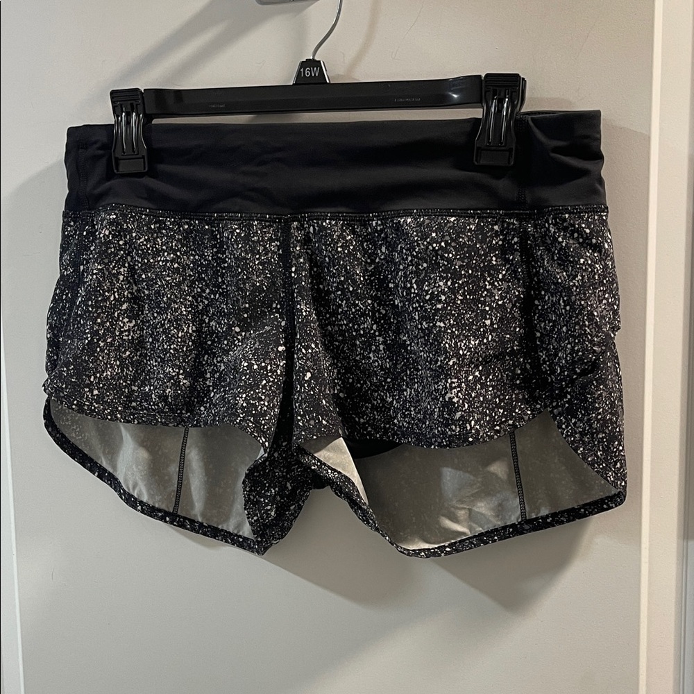 Lululemon Size 6 Women's Black and Gray Athletic Shorts